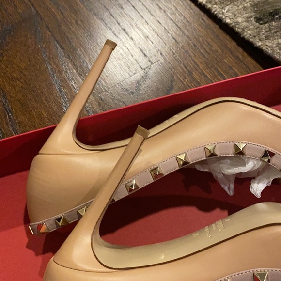 VALENTINO GARAVANI ROCKSTUD PUMP - Picture 8 of 12